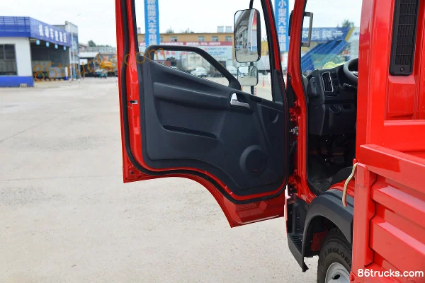 FAW Jiefang J6F 190hp 4X2(6 wheels) 6.2m Semi Row Van Light Truck Cab (2) | 86Trucks
