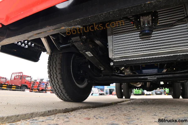 FAW Jiefang J6F 190hp 4X2(6 wheels) 6.2m Semi Row Van Light Truck Chassis (2) | 86Trucks