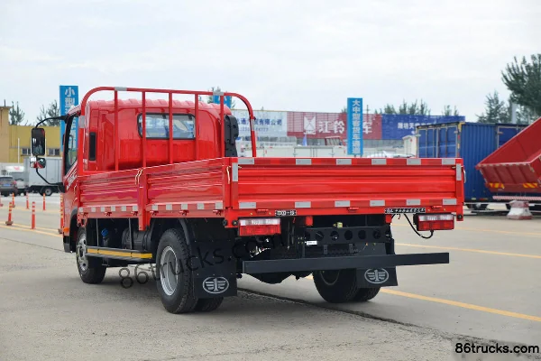 FAW Jiefang J6F 190hp 4X2(6 wheels) 6.2m Semi Row Van Light Truck Body (3) | 86Trucks