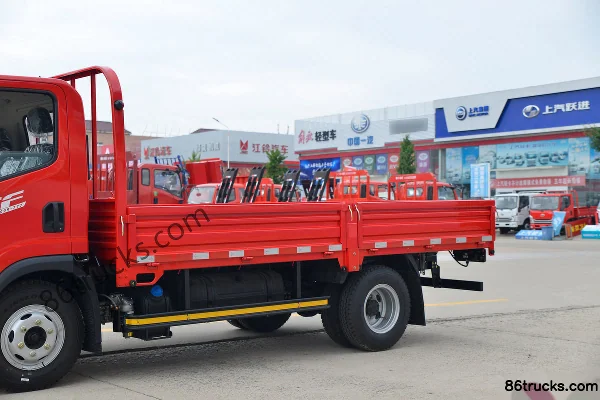 FAW Jiefang J6F 190hp 4X2(6 wheels) 6.2m Semi Row Van Light Truck Body (1) | 86Trucks