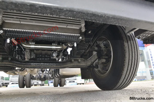 Foton Auhang AR Series 240 hp 4X2(6 wheels) 6.2m flatbed cargo truck (China VI) Chassis (3) | 86Trucks