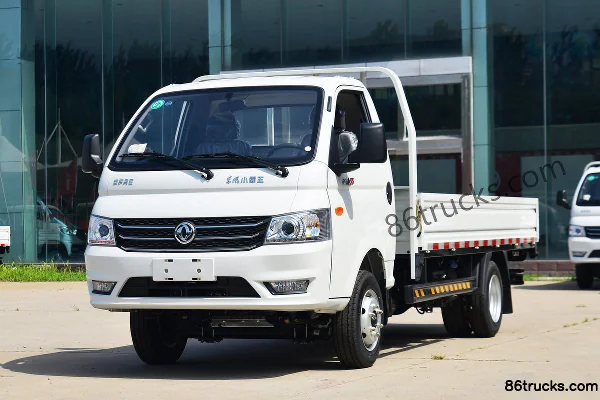 Dongfeng Xiaobawang W17 122hp 4X2(6 wheels) 3.63m single-row flatbed mini truck (3T rear axle) Exterior (3) | 86Trucks