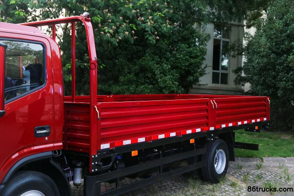 JAC Lingpao S9 184 hp 4X2(6 wheels) 5.85m Single Row Flatbed Cargo Truck (China VI) Body (1) | 86Trucks