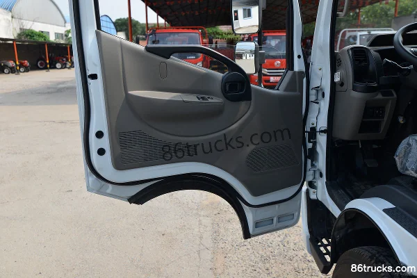 Dongfeng Duolika D6-N Ruineng 136 ch 4X2(6 roues) 4,17 m camion fourgon simple cabine (China VI) (2) | 86Trucks