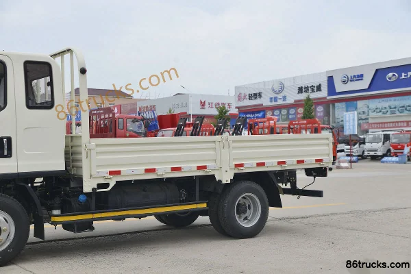 FAW Jiefang Hu VN 150 hp 4X2(6 wheels) 3.82m Row Half Flatbed Light Truck (China VI) (Fast Gear 8-speed) Body (1) | 86Trucks