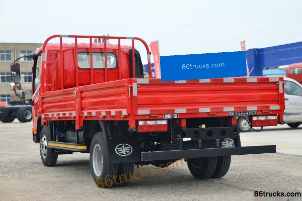FAW Jiefang Hu VN 132 hp 4X2(6 wheels) 4.16m Single Row Flatbed Light Truck (6-speed) Body (3) | 86Trucks