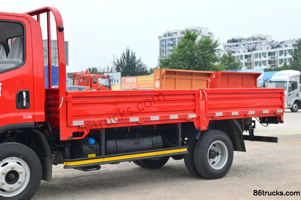 FAW Jiefang Hu VN 132 hp 4X2(6 wheels) 4.16m Single Row Flatbed Light Truck (6-speed) Body (1) | 86Trucks