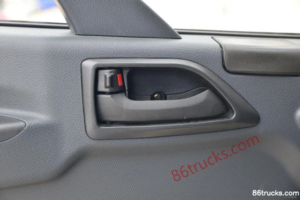FAW Jiefang Hu VN 132 hp 4X2(6 wheels) 4.16m Single Row Van Light Truck Cab (3) | 86Trucks