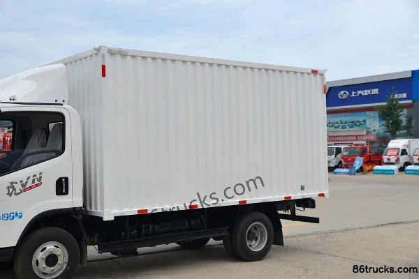 FAW Jiefang Hu VN 132 hp 4X2(6 wheels) 4.16m Single Row Van Light Truck Body (1) | 86Trucks