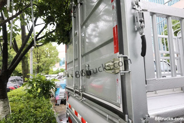 Foton Xiangling V3 1.5T 143 ch 4X2(6 roues) 2,7 m double cabine grille petit camion (China VI) Carrosserie (1) | 86Trucks