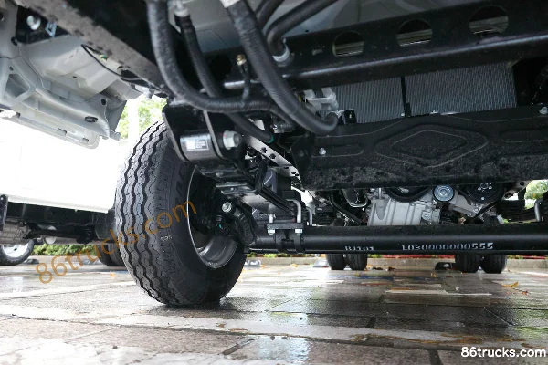 Foton Xiangling M2 Version luxe 1,6 L 122 ch 4X2(6 roues) essence 3,3 m fourgon à cabine simple (China VI) Châssis (2) | 86Trucks