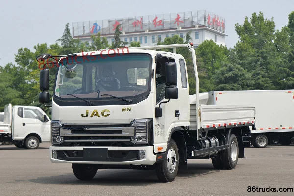 JAC Shuailing S6 130 hp 4X2(6 wheels) 3.85m Single Row Flatbed Light Truck (China VI) Exterior (3) | 86Trucks