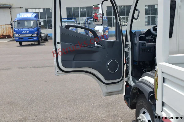 JAC Shuailing E medium body 160 hp 4X2(6 wheels) 4.18m single-row flatbed light truck (China VI) Cab (2) | 86Trucks