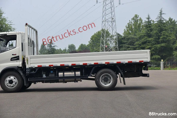 JAC Shuailing E medium body 160 hp 4X2(6 wheels) 4.18m single-row flatbed light truck (China VI) (2) | 86Trucks