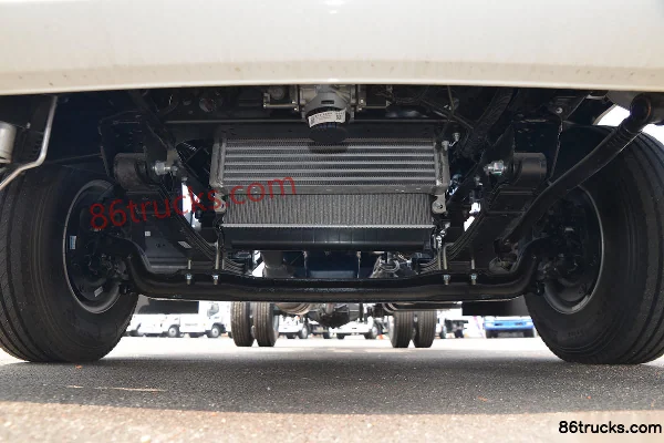 JAC Junling V6 130 hp 4X2(6 wheels) 4.18m Single Row Grille Van Light Truck Chassis (1) | 86Trucks
