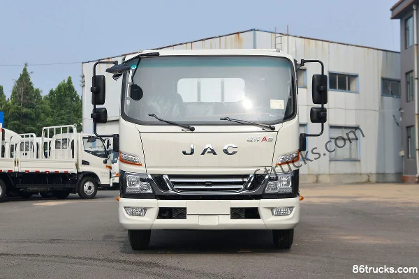 JAC Junling A8 160 ch 4X2(6 roues) 4,18 m camion plateau monoplace (rapport de pont 4,33) Extérieur (2) | 86Trucks