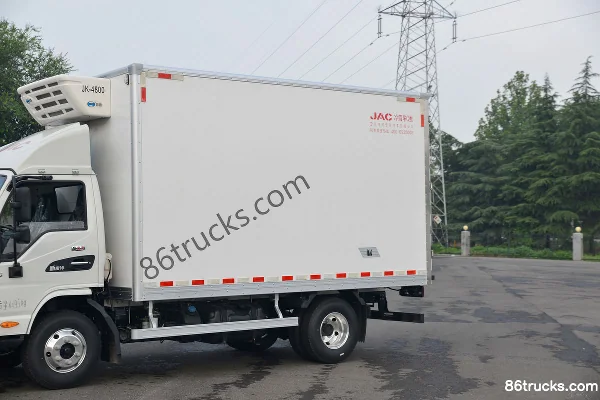 JAC Kangling J6 160 hp 4X2(6 wheels) 4.03m refrigerated truck (China VI) (5-speed) Body (1) | 86Trucks