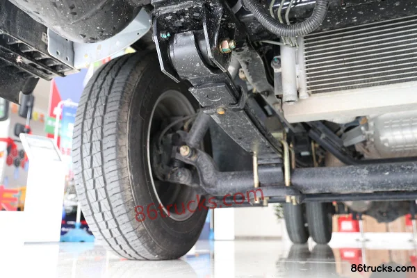 Ouling Jinlika II 2.0L 150 ch 4X2(6 roues) Essence Camion plateau simple cabine 4,13 m (China VI) Châssis (2) | 86Trucks