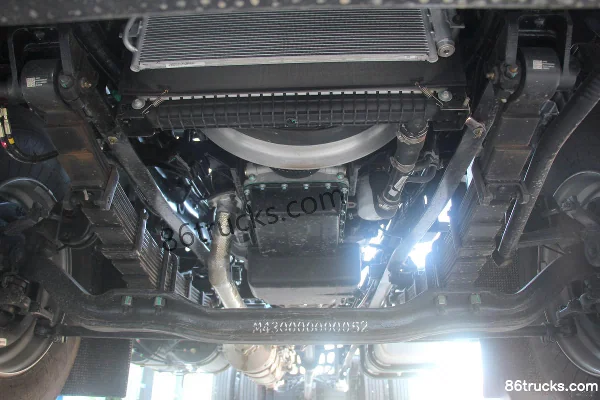 Foton Auhang AR Series 200 hp 4X2(6 wheels) 6.8m Flatbed Cargo Truck (Flat Roof) Chassis (1) | 86Trucks
