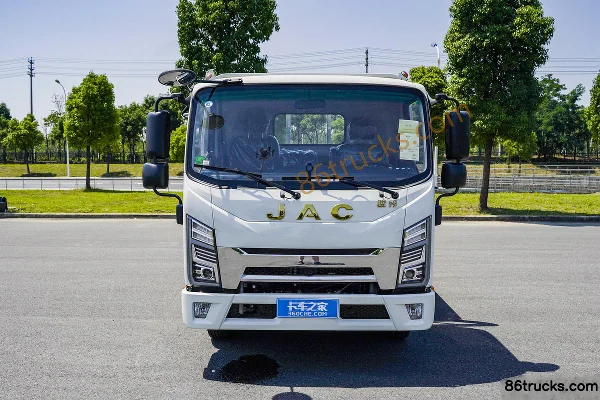 JAC Junling S6 130hp 4X2(6 wheels) 4.18m single-row flatbed light truck (China VI) Exterior (2) | 86Trucks