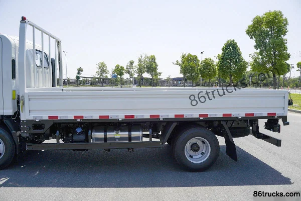 JAC Junling S6 130hp 4X2(6 wheels) 4.18m single-row flatbed light truck (China VI) Body (2) | 86Trucks
