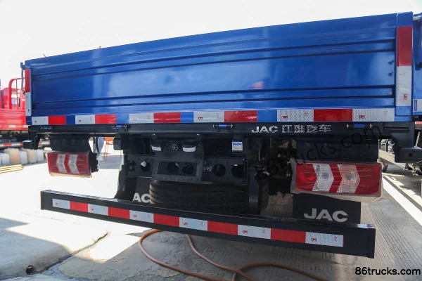 JAC Yunduoduo N5 édition luxe, 140 ch, 4X2(6 roues) , camion léger à ridelles de 4,12 m avec cabine simple (WLY 6 vitesses) Carrosserie (3)