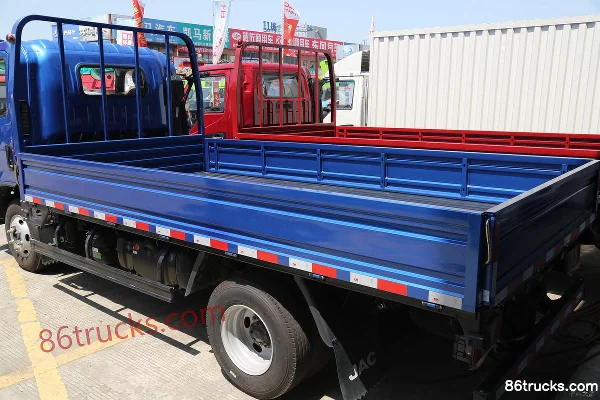 JAC Yunduoduo N5 édition luxe, 140 ch, 4X2(6 roues) , camion léger à ridelles de 4,12 m avec cabine simple (WLY 6 vitesses) Carrosserie (2)