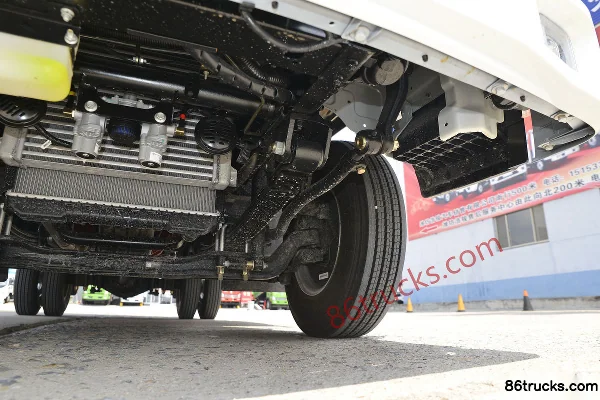 Foton Times Linghang H2 132hp 4X2(6 wheels) 4.15m Single Row Box Light Truck (China VI) Chassis (3) | 86Trucks
