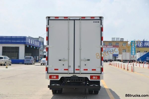 Foton Times Linghang H2 132hp 4X2(6 wheels) 4.15m Single Row Box Light Truck (China VI) Body (3) | 86Trucks