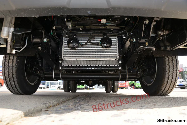 Foton Shidai Linghang S1 120 ch 4X2(6 roues) 3,7 m camion plateau à cabine simple (freins hydrauliques) Châssis (1) | 86Trucks