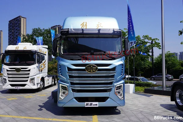 FAW Jiefang Qingdao Yingtu Life Cabin 560hp 6X4(10 wheels) AMT Automatic Tractor Truck (China VI) Exterior (2) | 86Trucks