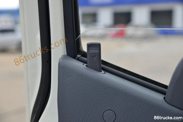 Foton Times Small Card Star 5 115hp 4X2(6 wheels) 3.67m Single Row Van Light Truck (Hydraulic Brake)(China VI) Cab (3) | 86Trucks