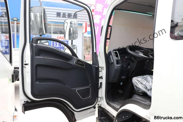 JAC Weiling K6 160 hp 4X2(6 wheels) 3.85m Row Half Flatbed Light Truck (China VI) (Ankang) Cab (1) | 86Trucks
