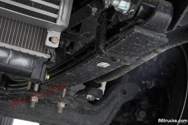 JAC Weiling K5 137 hp 4X2(6 wheels) 4.15m Single Row Van Light Truck (WLY 5-speed) Chassis (3) | 86Trucks