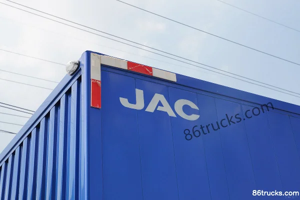 JAC Weiling K5 137 hp 4X2(6 wheels) 4.15m Single Row Van Light Truck (WLY 5-speed) Body (2) | 86Trucks