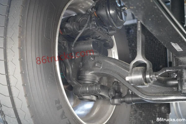 FAW Jiefang Qingdao Yingtu First Class 560 hp 6X4(10 wheels) AMT automatic tractor truck (China VI) Chassis (2) | 86Trucks