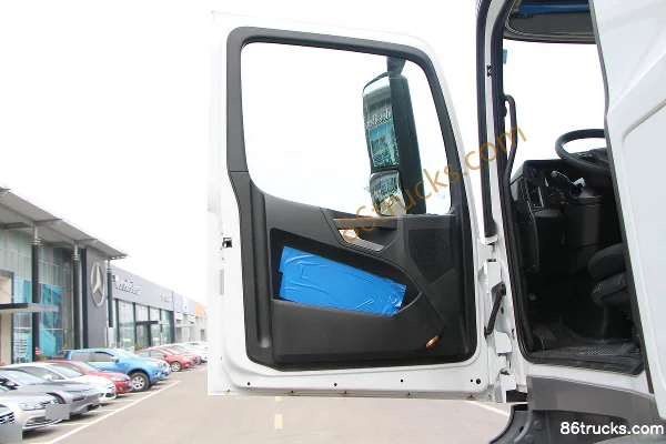 Mercedes-Benz Arocs 1833 4X2(6 wheels) Engineering Truck Chassis (China VI) Cab (1) | 86Trucks