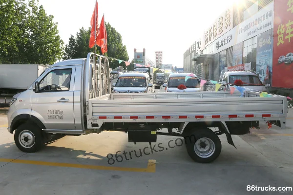 Jinbei T50S 1,6 L 116 ch 4X2(6 roues) Essence Camion plateau à ridelles simple cabine 3,6 m (China VI) Extérieur (3) | 86Trucks