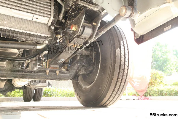 JMC Shunwei cabine étroite, 127 ch, 4X2(6 roues) , camion porteur à ridelles 4,22 mètres, cabine simple (China VI) Châssis (3) | 86Trucks