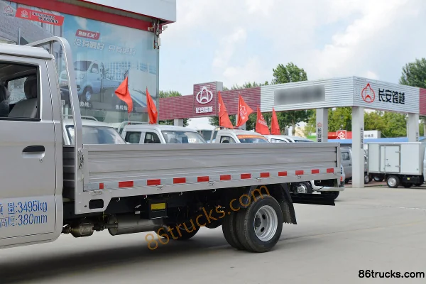 Changan Kuayue Wang X5 standard version 1.6L 122 hp 4X2(6 wheels) 3.6m single-row flatbed micro truck (China VI) Body (1) | 86Trucks