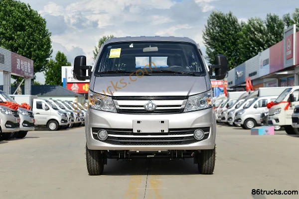 Changan Kuayue Wang X5 PLUS Comfort Version 88hp 4X2(6 wheels) 3.05m double-row flatbed truck Exterior (2) | 86Trucks