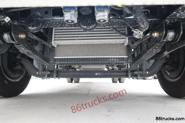 Foton Auman S1 158hp 4X2(6 wheels) 4.08m Refrigerated Truck Chassis (1) | 86Trucks