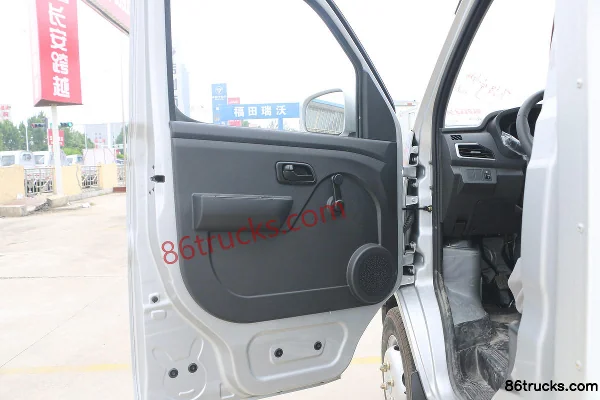 Changan Kuayue King X1 Standard Edition 1.6L 122 hp 4X2(6 wheels) 2.96m Refrigerated Truck (China VI) Cab (2) | 86Trucks