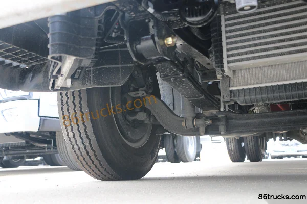 Foton Yutu II 152 hp 4X2(6 wheels) 4.17m AMT automatic single-row flatbed light truck (China VI) Chassis (2) | 86Trucks