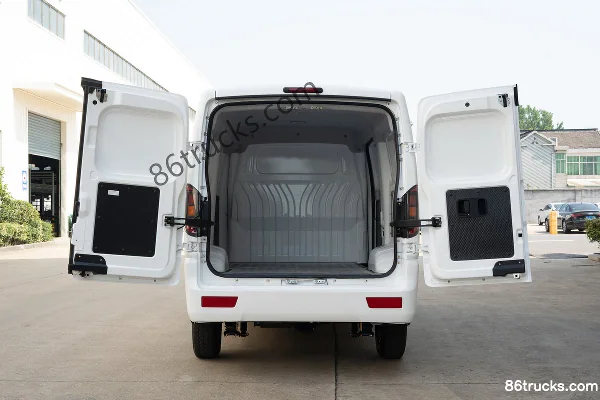 Wanxiang Auto T01 3,15T 4,89 m fourgon électrique fermé 38,016 kWh Châssis (2) | 86Trucks
