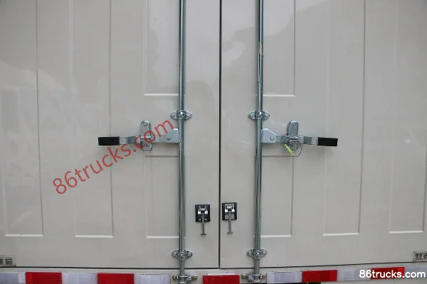 JMC Kaiyun+ cabine large 129 ch 4X2(6 roues) camion léger fourgon 4,2 mètres cabine simple (China VI) Carrosserie (3) | 86Trucks