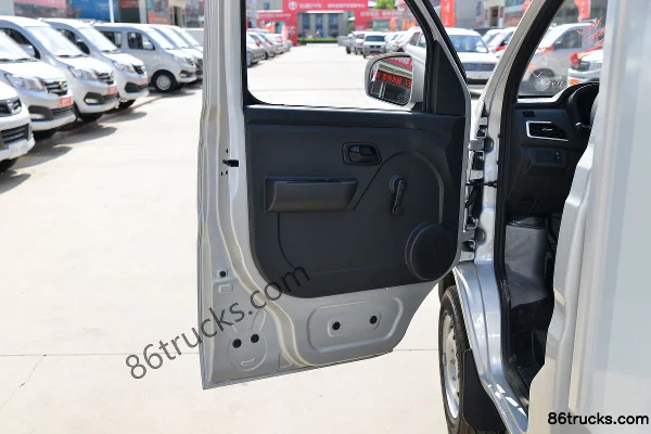 Changan Kuayue Wang X1 Comfort Edition 1.2L Essence 91 ch 4X2(6 roues) 2,585 m micro camion fourgon simple cabine (roue arrière simple) (Chi