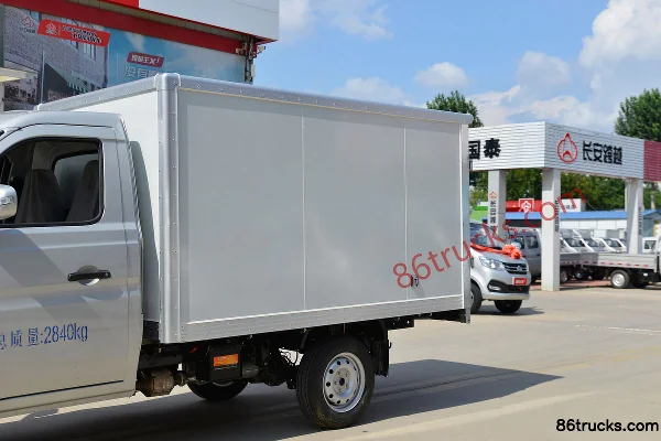 Changan Kuayue Wang X1 Comfort Edition 1.2L Essence 91 ch 4X2(6 roues) 2,585 m micro camion fourgon simple cabine (roue arrière simple) (Chi