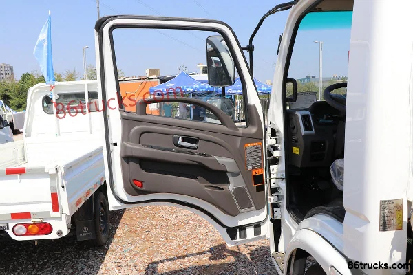 Feidi V3 Series 150 hp 4X2(6 wheels) 4.15m Single Row Flatbed Light Truck (China VI) (Axle Ratio 4.33) Cab (1) | 86Trucks