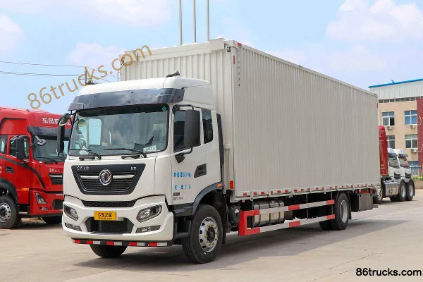 Dongfeng Commercial Vehicle Tianjin KR Comfort Edition 220 hp 4X2(6 wheels) 6.8m Wing Opening Van Cargo Truck (High Roof Triple Sleeper) Ext